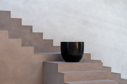 LUCA Argento New Egg Pot Black