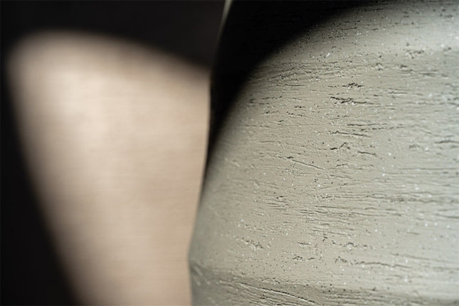 LUCA Bordo Modern Vase Clay