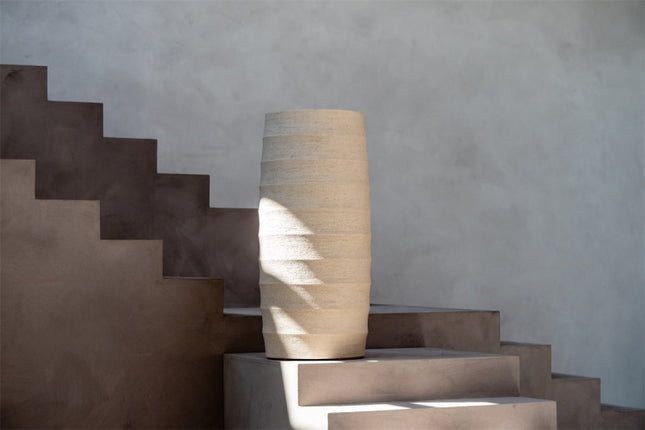 LUCA Bordo Modern Vase Sand