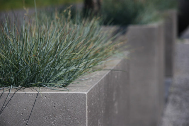 LUCA Grigio Cube Natural Concrete