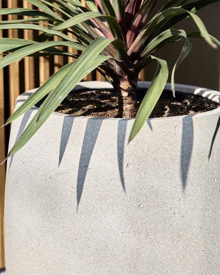 LUCA Grigio Modern Pot Antique White