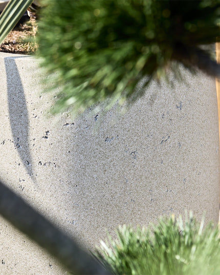 LUCA Grigio Modern Pot Antique White