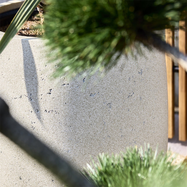 LUCA Grigio Modern Pot Antique White