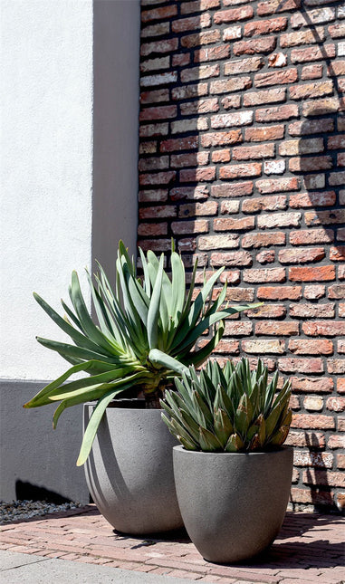 LUCA Grigio New Egg Pot Natural Concrete